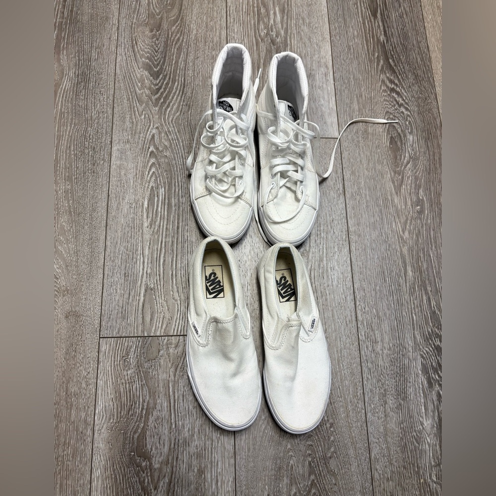 Bundle of White Sneakers men’s size 5.5 women’s size 7